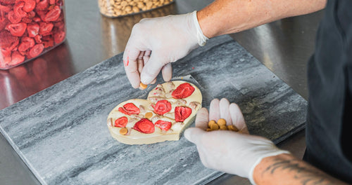 make_your_own_chocolate_heart_workshop